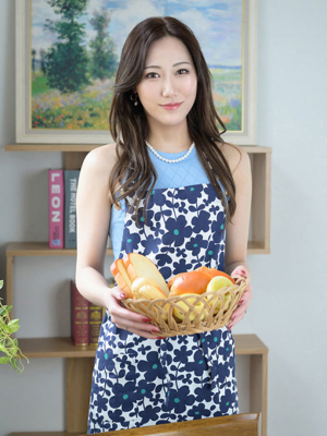 橘 杏紗