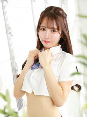 霜村ひなみ
