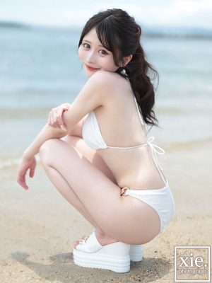 妃向 ゆうり
