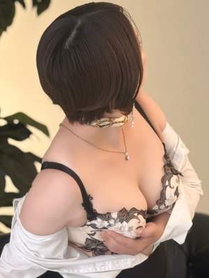 神崎 美琴
