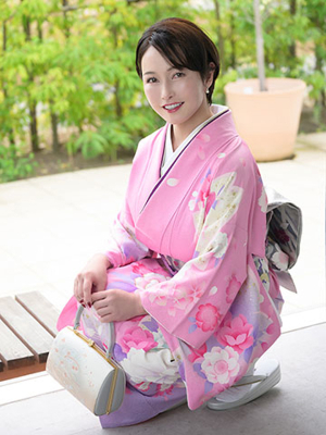 凪沢ひかる