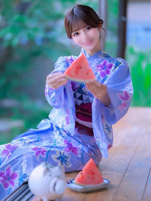 華