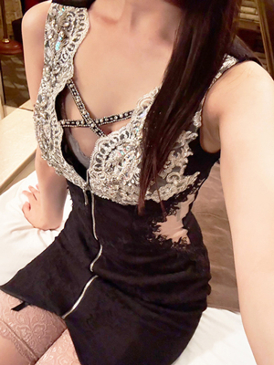 長谷川 ひなこ
