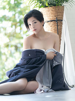高杉しのぶ
