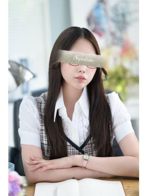 瞳