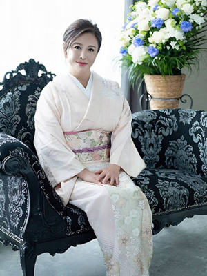 宇佐美奈々