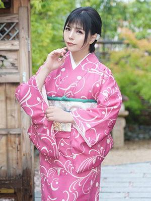 白雪由夏