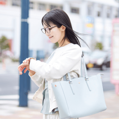 ソープ嬢はどれくらい稼げる？「出稼ぎ」で効率的に高収入を得る方法